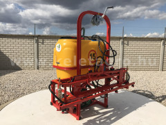 Sprayer with washing tank (Mounted, 200 litres, 6m, for fields) - Implements - 