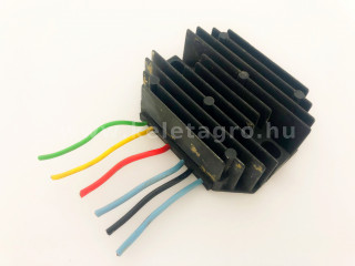 Traktor Spannungsregler, 6 polig, gebraucht (1)