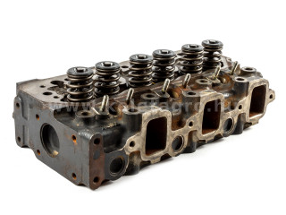 Yanmar 3TNS82 cylinder head, used (1)