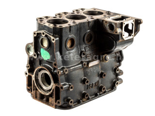 Iseki E383 engine block, used (1)