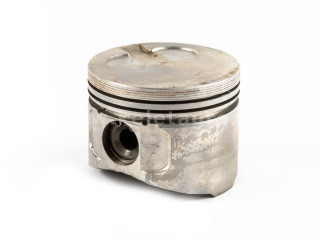 Yanmar 3TN66 Kolben, gebraucht (1)